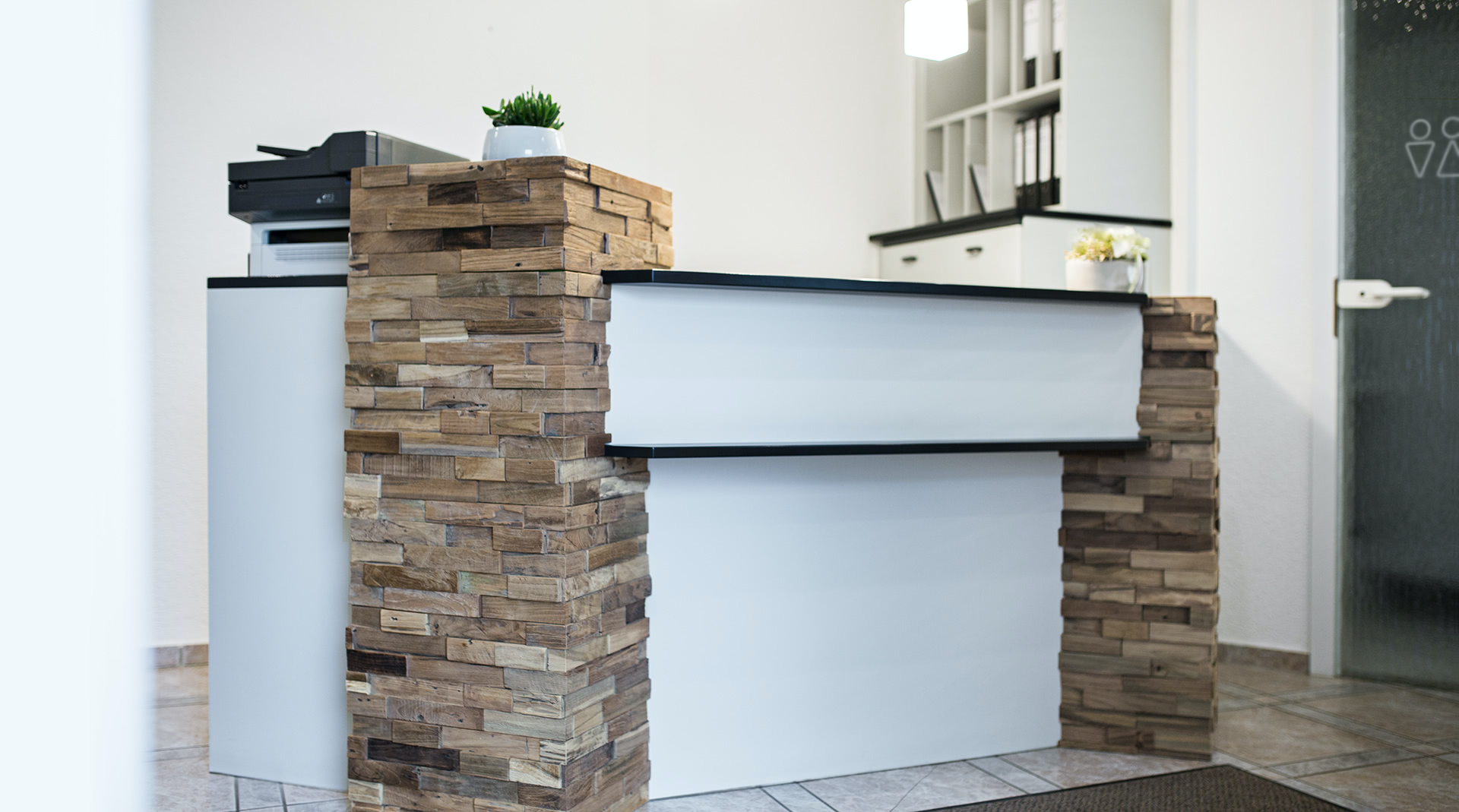 Ein Behandlungsraum der Praxis Slobodda in Weida