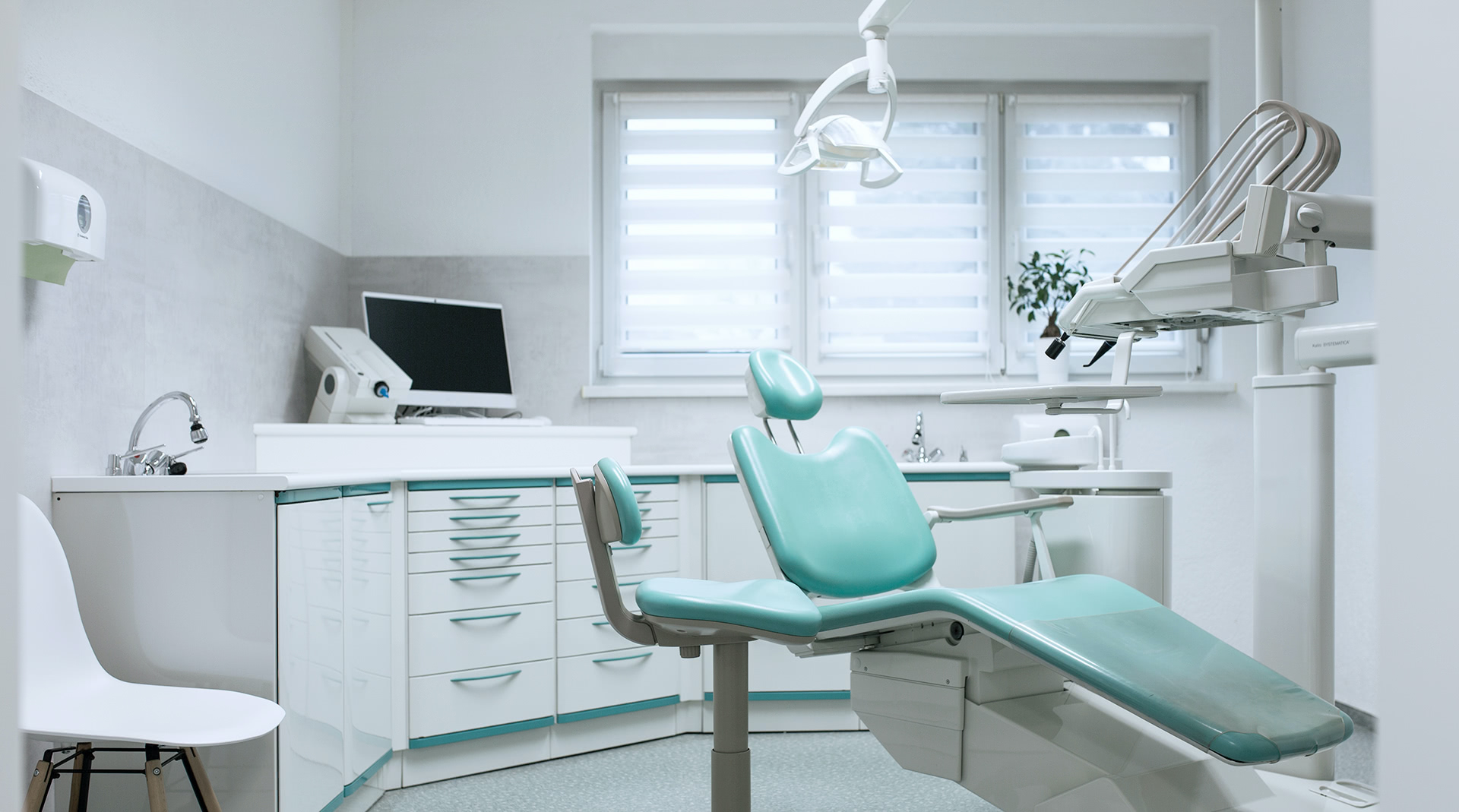 Ein Behandlungsraum der Praxis Slobodda in Weida